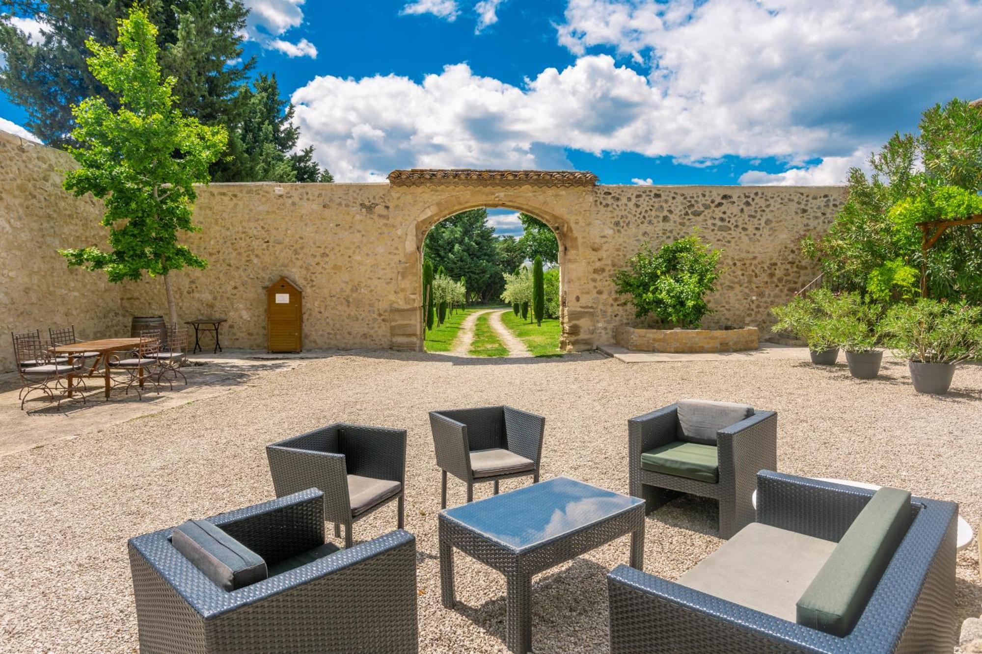 Le Mas De La Vincane Pernes-les-Fontaines Esterno foto